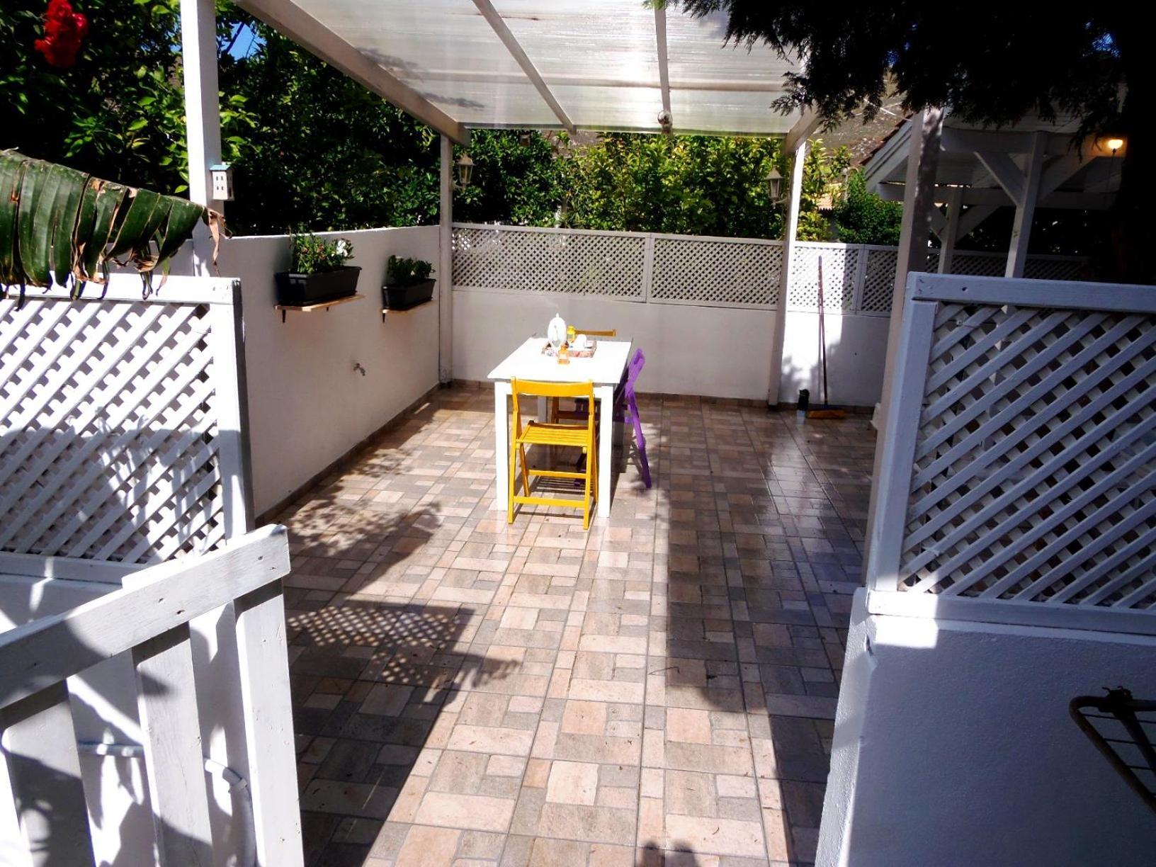 Vacation_studio_near_the_beach *