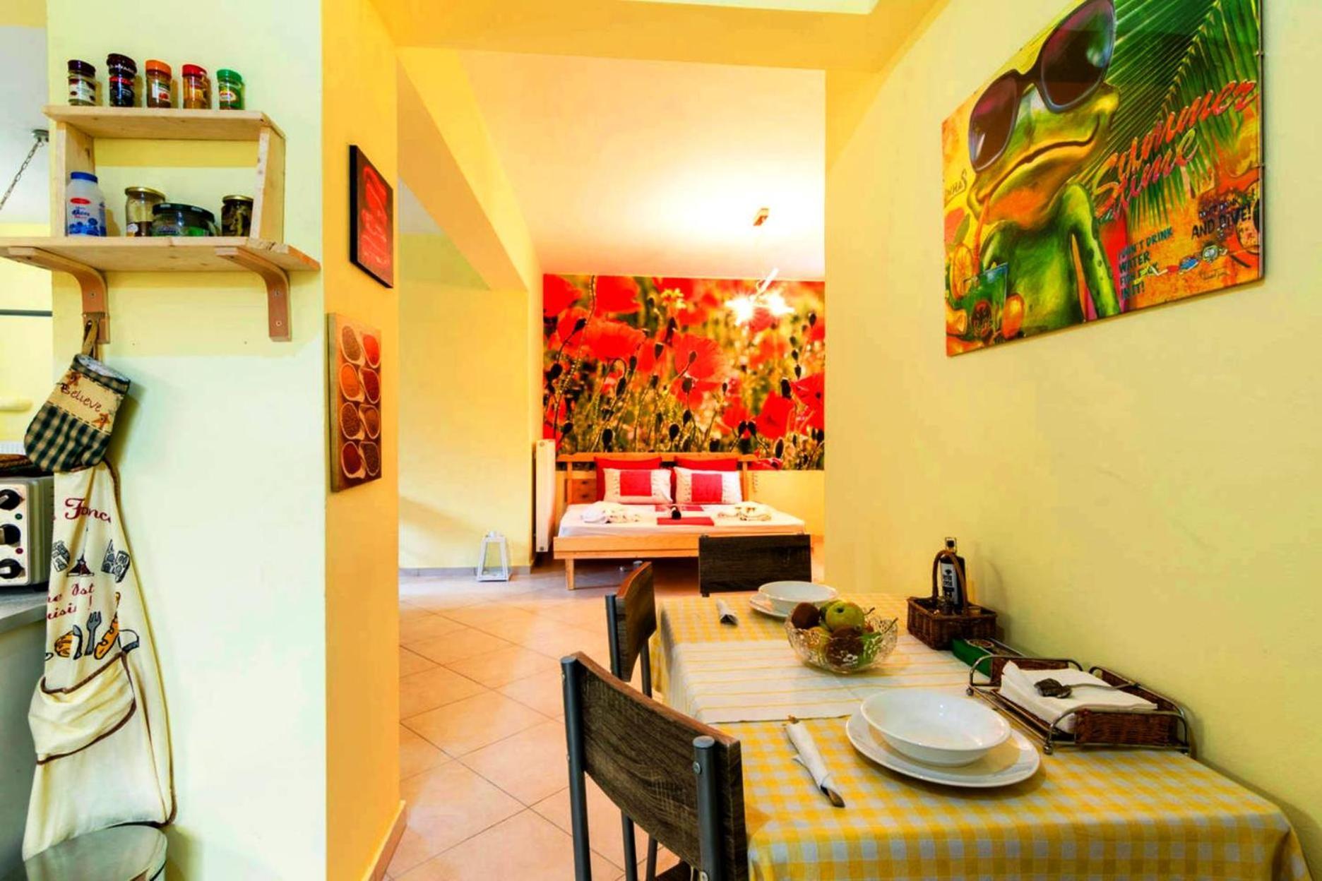 Vacation_studio_near_the_beach *